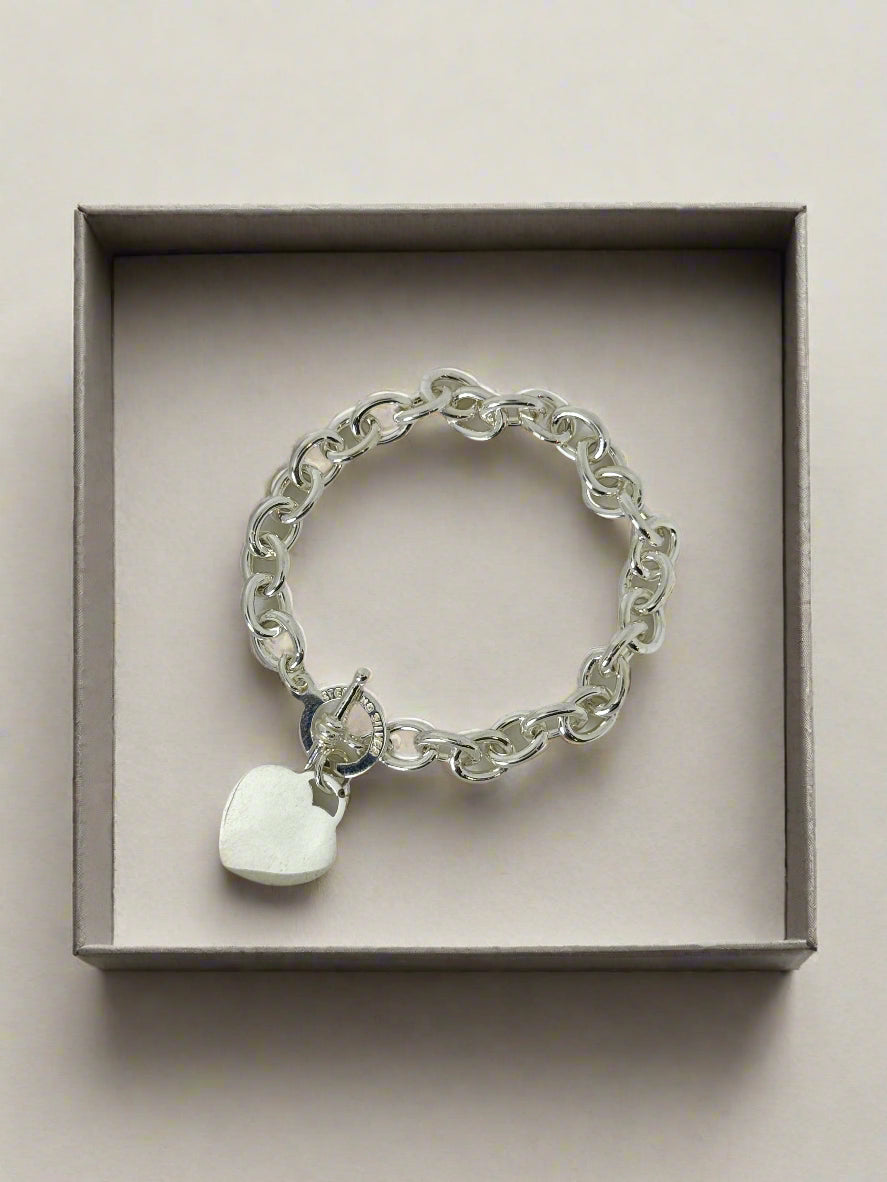 Solid Cable Link T-Bar Heart Disc Bracelet